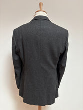 Afbeelding in Gallery-weergave laden, Costume croisé gris anthracite en flanelle de laine 50/52
