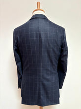 Cargar imagen en el visor de la galería, Scapa costume bleu gris à carreaux fenêtre deux pièces en laine et cachemire 48
