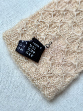 Charger l'image dans la galerie, Cravate beige vintage en laine et mohair Made in Italy
