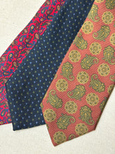Charger l'image dans la galerie, Trio de cravates vintage en soie Camerucci / Rosati Roma / Paolo di Quinto
