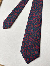 Charger l'image dans la galerie, M. Bardelli cravate vintage paisley marine en soie
