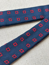 Charger l&#39;image dans la galerie, Duo de noeuds papillon en soie vintage Made in Italy
