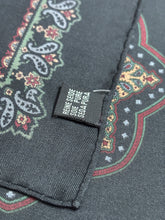 Charger l&#39;image dans la galerie, Duo de pochettes noires vintage en soie

