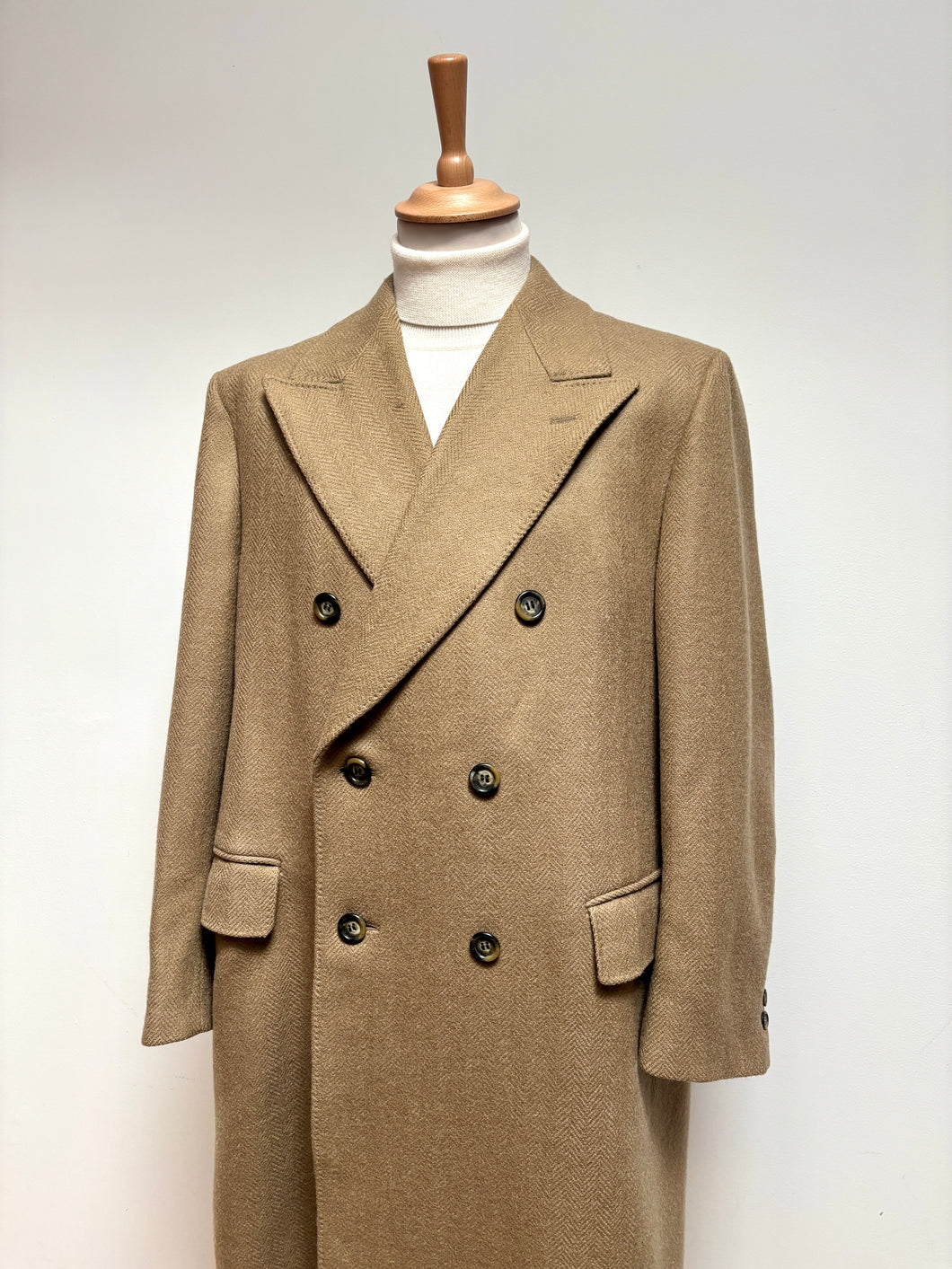 Mavest Paris manteau beige croisé à chevrons en laine Made in France