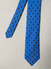Afbeelding in Gallery-weergave laden, Cravate bleue en laine à motif floral
