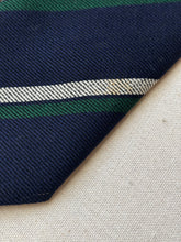 Load image into Gallery viewer, Harrod's cravate marine club en laine Made in England
