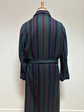 Charger l&#39;image dans la galerie, Red Lyon robe de chambre à rayures vintage en pure laine 52
