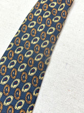 Charger l'image dans la galerie, Ricchetti X Drake's cravate bleue en soie à motif paisley Made in England
