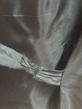 Afbeelding in Gallery-weergave laden, Father &amp; Sons gilet vintage tartan à carreaux en laine XL
