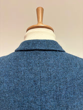 Load image into Gallery viewer, Harris Tweed X Cyrillus blazer bleu tweed vintage en laine 50 / L

