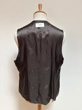 Afbeelding in Gallery-weergave laden, Harris Tweed X Carl Gross gilet gris à carreaux en pure laine vierge 54 FR
