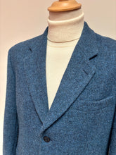 Load image into Gallery viewer, Harris Tweed X Cyrillus blazer bleu tweed vintage en laine 50 / L
