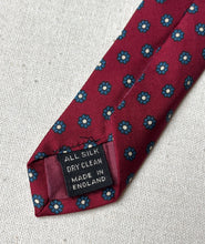 Charger l'image dans la galerie, Trio de cravates vintage en soie Atkinsons / Vivax by Sambrook Witting / Berteil
