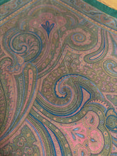 Lade das Bild in den Galerie-Viewer, Duo de pochettes vintage en soie
