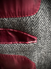 Load image into Gallery viewer, Harris Tweed X Charles Robertson blazer en laine  à chevrons 54

