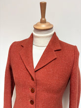 Load image into Gallery viewer, Harris Tweed X Mirella Calo blazer femme vintage 100% laine 36 FR
