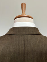 Charger l&#39;image dans la galerie, Carven costume vintage marron à chevrons en laine  54/56
