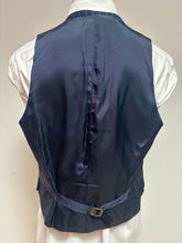 Charger l&#39;image dans la galerie, Costume à rayures vintage trois pièces en pure laine peignée 48/M
