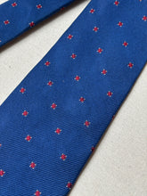 Charger l'image dans la galerie, Trio de cravates vintage en soie Atkinsons / Vivax by Sambrook Witting / Berteil
