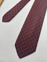 Načíst obrázek do prohlížeče Galerie, Trio de cravates vintage en soie à motif géométrique Pierre Balmain
