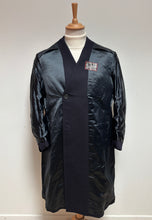 Charger l&#39;image dans la galerie, Manteau croisé vintage bleu marine en pure laine vierge 48/M
