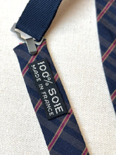 Charger l'image dans la galerie, Noeud papillon vintage bleu marine en soie Made in France
