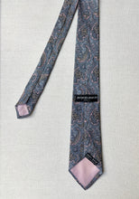 Charger l'image dans la galerie, Jacques Boivin cravate paisley en soie Made in France
