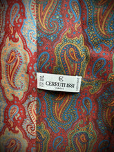 Afbeelding in Gallery-weergave laden, Cerruti robe de chambre paisley vintage à col châle en pure soie Made in France
