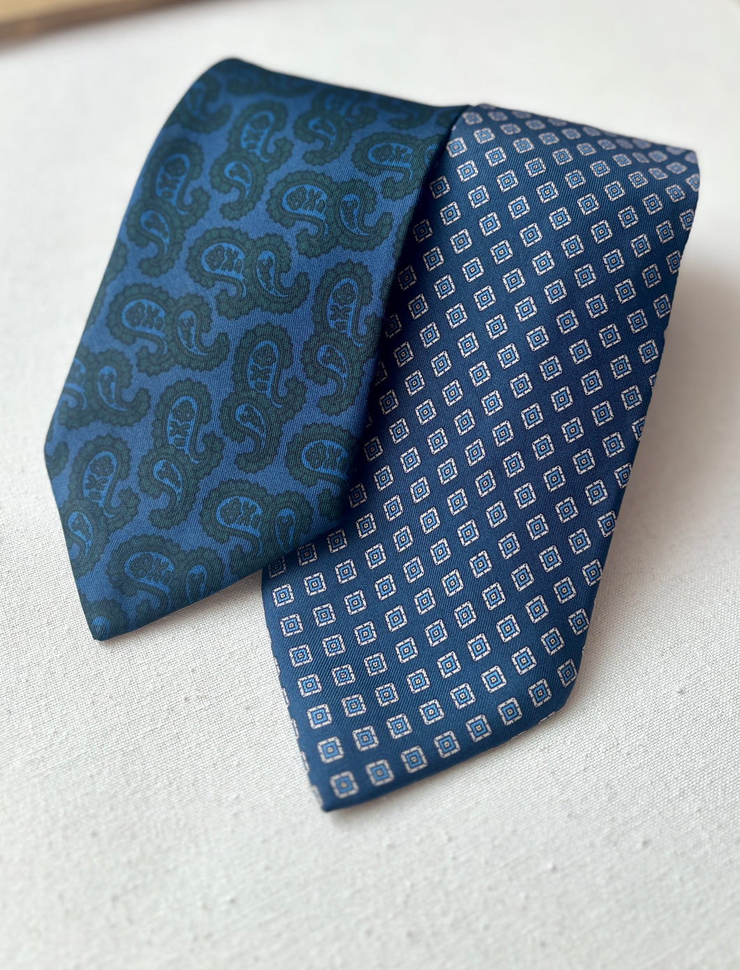 Duo de cravates vintage en soie Madelios & Jack Emerson