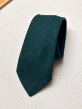 Lade das Bild in den Galerie-Viewer, Cravate tweed vintage en laine vierge Made in Ireland

