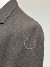 Charger l'image dans la galerie, Costume marron vintage trois pièces en pure laine vierge Made in France 48/M
