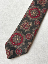 Načíst obrázek do prohlížeče Galerie, Vivax X Davide Cenci cravate vintage à motif géométrique en laine Made in England
