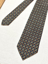 Charger l'image dans la galerie, Ricchetti X Drake's cravate bleue en soie à motif paisley Made in England
