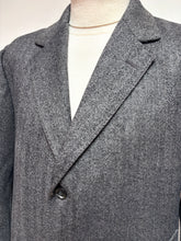 Načíst obrázek do prohlížeče Galerie, Vlněný kabát vintage kostkovaný, 48/M
