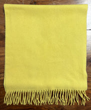 Load image into Gallery viewer, Rosati Roma écharpe jaune 100% cachemire Made in Italy
