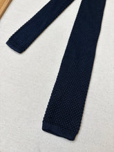 Načíst obrázek do prohlížeče Galerie, Duo de cravates vintage en tricot de soie
