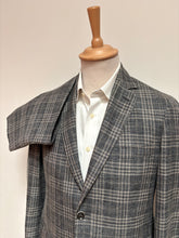 Carica l'immagine nel visualizzatore di Gallery, Abito a quadri Principe di Galles Suitsupply in pura lana, taglia 44
