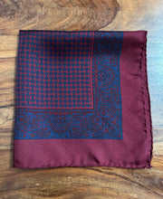 Charger l'image dans la galerie, Duo de pochettes vintage en soie Made in Italy
