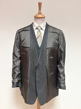 Načíst obrázek do prohlížeče Galerie, Třídílný vintage pruhovaný oblek Sportex by Dormeuil z čisté vlny, velikost M/48 
