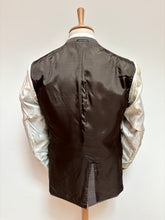 Charger l'image dans la galerie, Costume marron vintage trois pièces en pure laine vierge Made in France 48/M
