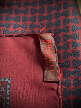 Charger l'image dans la galerie, Duo de pochettes vintage en soie Made in Italy
