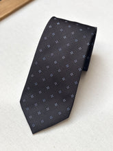 Charger l'image dans la galerie, Derby cravate marron en soie Made in Italy
