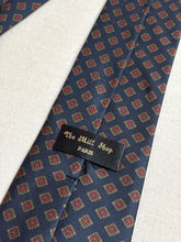 Lade das Bild in den Galerie-Viewer, Duo de cravates en soie Galeries Lafayette / The Mill Shop Paris Made in France
