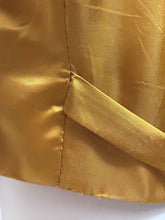 Load image into Gallery viewer, Gurteen Esquire gilet de costume vert en pure laine vierge 56
