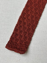 Charger l'image dans la galerie, Duo de cravates vintage en tricot de soie
