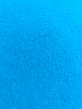 Charger l&#39;image dans la galerie, Old England Paris écharpe bleue en laine d&#39;agneau et angora Made in Scotland
