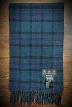 Afbeelding in Gallery-weergave laden, Barbour écharpe tartan à carreaux 100% laine
