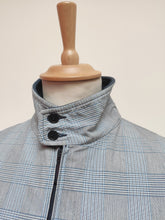 Carica l&#39;immagine nel visualizzatore di Gallery, Mackintosh veste harrington Prince de Galles en coton L
