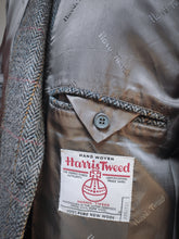 Carica l&#39;immagine nel visualizzatore di Gallery, Harris Tweed X Walbusch blazer vintage à chevrons en tweed 54
