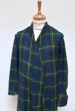 Charger l'image dans la galerie, Brummell robe de chambre tartan vintage à col châle en laine Made in France Taille 3 / M
